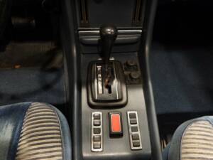 Image 9/15 of Mercedes-Benz 350 SLC (1973)