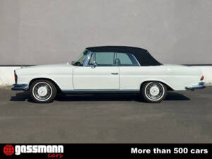 Imagen 3/15 de Mercedes-Benz 280 SE 3,5 (1970)