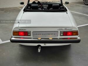 Image 50/95 of Alfa Romeo 2000 Spider Veloce (1980)
