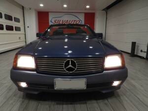 Image 9/14 of Mercedes-Benz SL 280 (1995)