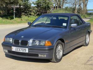 Imagen 5/12 de BMW 323i (1999)