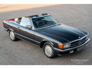 Image 19/32 de Mercedes-Benz 300 SL (1988)