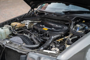 Image 8/66 of Mercedes-Benz 200 TE (1989)