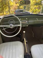 Bild 20/23 von Volkswagen Escarabajo 1200 (1960)