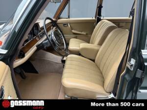Image 9/15 of Mercedes-Benz 250 SE (1967)