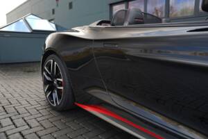 Image 49/50 of Aston Martin Vanquish S Volante (2018)