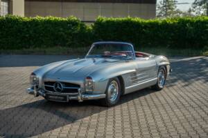 Image 16/43 of Mercedes-Benz 300 SL Roadster (1958)