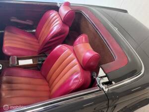 Image 33/40 of Mercedes-Benz 280 SL (1970)