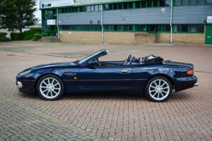 Image 17/50 de Aston Martin DB 7 Vantage Volante (2001)