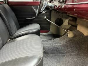 Image 41/50 of Volvo P 210 Duett (1962)