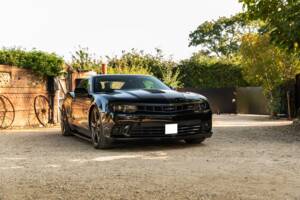Bild 10/33 von Chevrolet Camaro (2015)