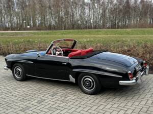Image 6/8 of Mercedes-Benz 190 SL (1957)
