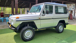 Imagen 4/56 de Mercedes-Benz 200 GE (kurz) (1990)