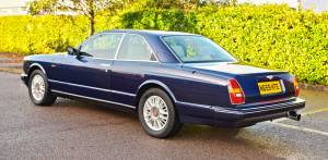Image 13/50 of Bentley Continental R (1996)