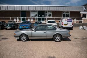 Bild 35/50 von BMW 635 CSi (1984)