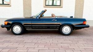Immagine 3/20 di Mercedes-Benz 560 SL (1986)