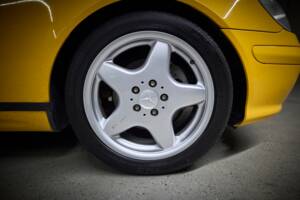 Image 26/100 de Mercedes-Benz SLK 230 Kompressor (1999)