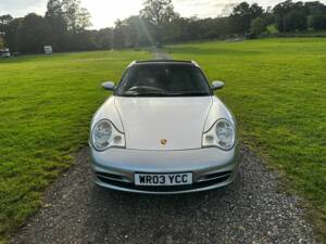 Image 15/54 de Porsche 911 Carrera (2003)