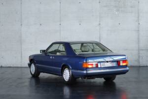 Image 2/39 of Mercedes-Benz 560 SEC (1990)