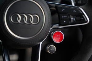 Bild 17/50 von Audi R8 V10 plus (2018)