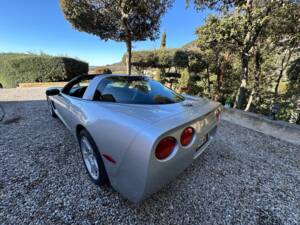 Image 182/191 of Chevrolet Corvette (1999)