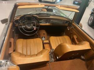 Immagine 25/33 di Mercedes-Benz 280 SL (1968)