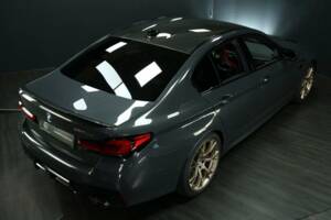 Image 10/50 of BMW M5 xDrive (2022)