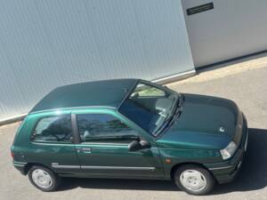 Bild 5/24 von Renault Clio I 1.2 (1995)