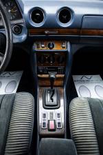 Imagen 18/29 de Mercedes-Benz 280 CE (1977)