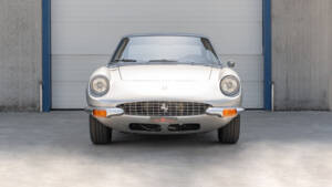 Image 6/69 de Ferrari 365 GT 2+2 (1969)