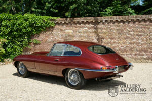 Immagine 2/50 di Jaguar Type E 3.8 (1964)