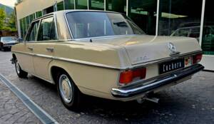 Image 5/21 de Mercedes-Benz 250 (1969)