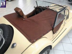 Image 22/42 de Morgan Plus 8 (1979)