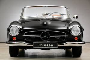 Afbeelding 2/27 van Mercedes-Benz 190 SL (1960)