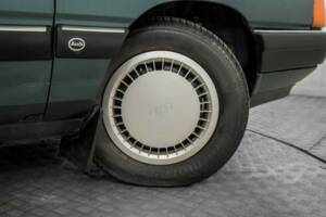 Image 39/41 of Audi 100 - 2.0 TD (1986)