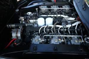 Imagen 33/50 de Ferrari 365 GTC/4 (1972)