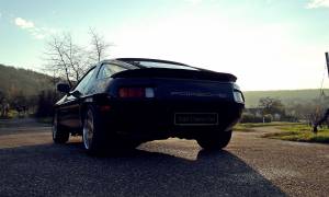 Image 3/8 of Porsche 928 S (1984)
