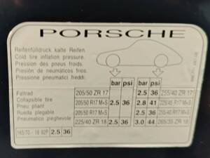 Bild 77/93 von Porsche 911 Carrera 4 (1998)