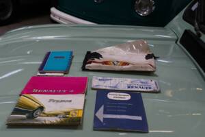 Image 14/33 de Renault R 4 TL (1981)