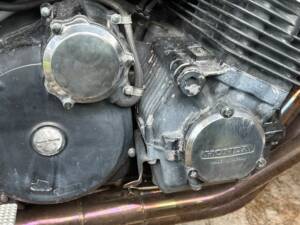 Image 4/64 of Honda DUMMY (1982)