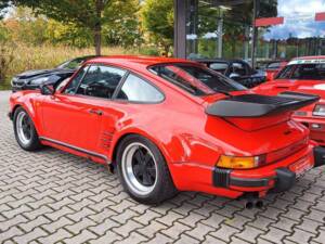 Bild 3/23 von Porsche 911 Turbo 3.3 (1989)