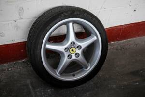 Bild 37/41 von Ferrari 550 Maranello (1998)