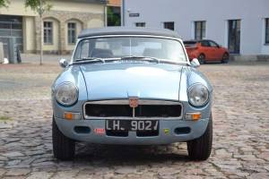 Immagine 2/19 di MG MGB (1992)