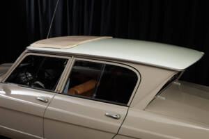 Image 12/60 of Citroën Ami 6 Berline (1969)