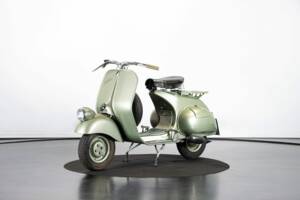 Immagine 8/50 di Piaggio Vespa 125 (1950)