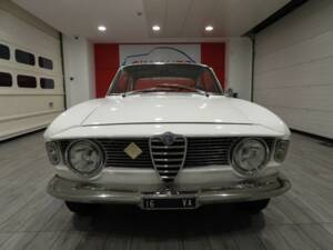 Bild 2/15 von Alfa Romeo Giulia 1600 Sprint GT (1965)
