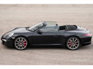 Image 2/28 de Porsche 911 Carrera S (2012)