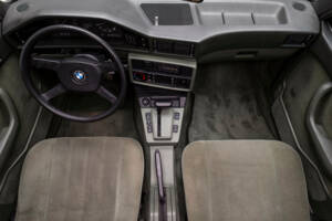 Imagen 23/43 de BMW 528i (1986)