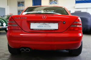 Image 13/41 of Mercedes-Benz SLK 230 Kompressor (1998)