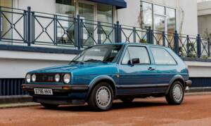 Bild 1/24 von Volkswagen Golf II GTi 16V 1.8 (1987)